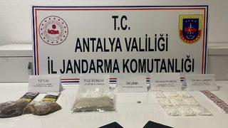 Antalya'da uyuşturucu operasyonunda 2 şüpheli gözaltına alındı
