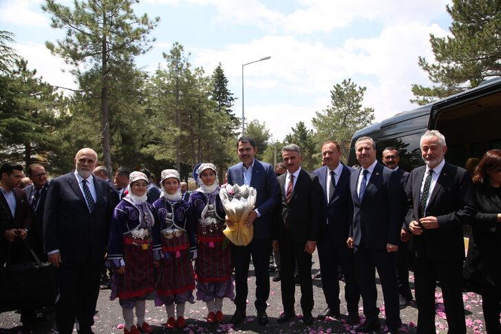 Çevre, Şehircilik ve İklim Değişikliği Bakanı Kurum, Isparta'da ziyaretlerde bulundu G2
