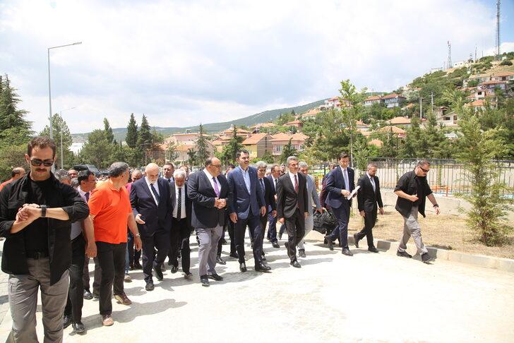 Çevre, Şehircilik ve İklim Değişikliği Bakanı Kurum, Isparta'da ziyaretlerde bulundu G4