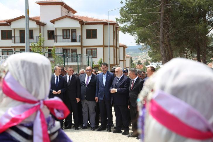Çevre, Şehircilik ve İklim Değişikliği Bakanı Kurum, Isparta'da ziyaretlerde bulundu G5