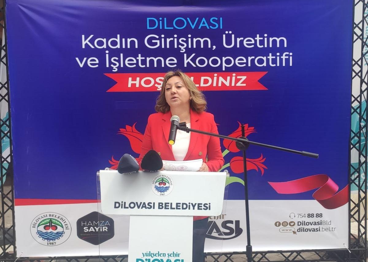 K&uuml;lt&uuml;r ve Turizm Bakan Yardımcısı Yavuz, kadın kooperatifi merkezi a&ccedil;ılışında konuştu: