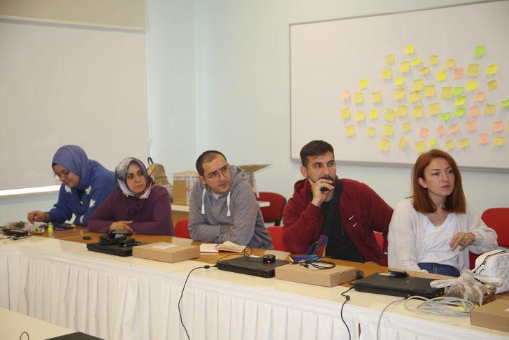 Kastamonu'da öğretmenlere robotik kodlama ve dijital yeterlilik eğitimi verildi G1