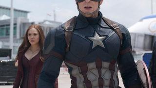Zamanı gelmişti: Kaptan Amerika 7 yıllık telefonuna sonunda veda etti!