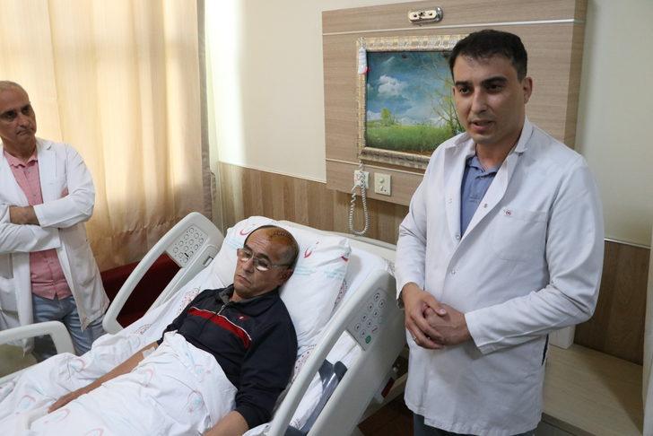 Niğde'de 3 boyutlu yazıcıyla üretilen yapay kemik hastanın kafatasına yerleştirildi G1