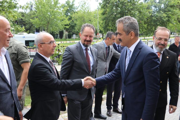 Milli Eğitim Bakanı Özer, Tekirdağ İl Eğitim Değerlendirme Toplantısı'na katıldı: G3