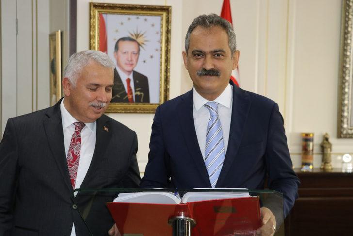 Milli Eğitim Bakanı Özer, Tekirdağ İl Eğitim Değerlendirme Toplantısı'na katıldı: G5