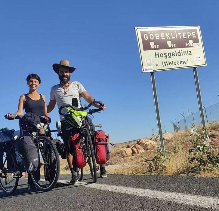 İzmirli çift, bisikletle Türkiye turuna çıktı! Gün de 60 TL harcayarak Mardin’e ulaştılar G1