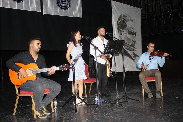 EÜ Ödemiş Meslek Yüksekokulunda mezuniyet heyecanı yaşandı G5