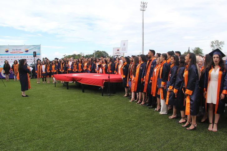 Sinop Üniversitesinde mezuniyet töreni düzenlendi G3