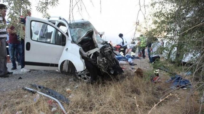 O İlimiz'de Katliam Gibi Kaza 7 Kişi Öldü!