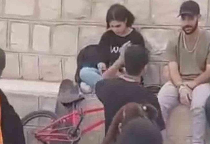 İran'da kızlı-erkekli etkinliğe gözaltı! Başörtüsü olmayan 5 kişiyi gözaltına alındı: Cuma namazı sonrasında miting düzenlenecek