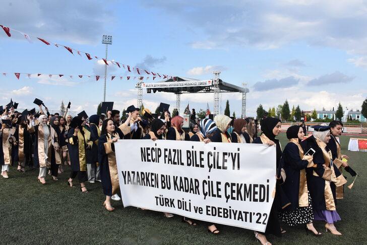 Bilecik Şeyh Edebali Üniversitesinde mezuniyet töreni düzenlendi G4