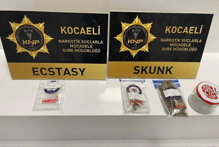 Kocaeli'de uyuşturucu operasyonlarında yakalanan 5 şüpheli tutuklandı G2