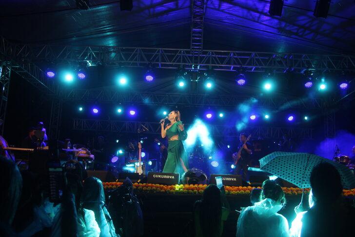 Mersin'de Funda Arar, 10. Uluslararası Soli Güneş Festivali'nde sahne aldı G4