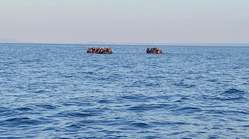 Muğla'da Yunanistan unsurlarınca itilen 104 düzensiz göçmen kurtarıldı