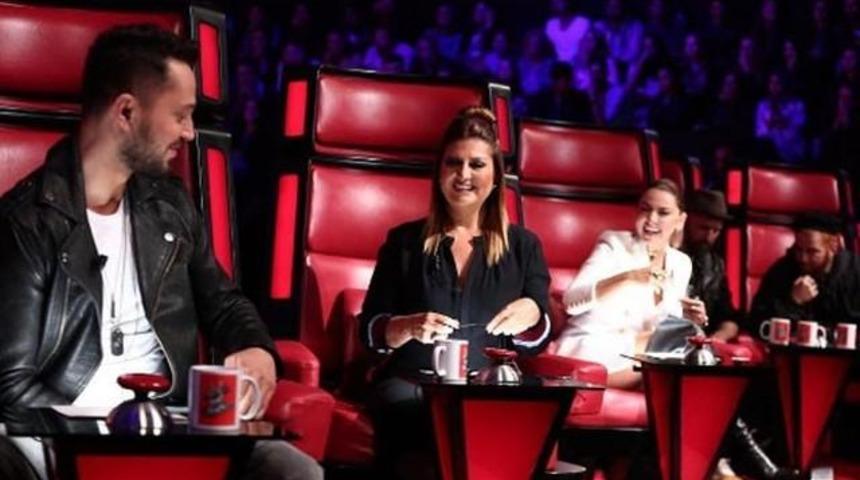 O Ses T&uuml;rkiye Yarışmasının Juri &Uuml;yeleri Haftalık kazan&ccedil;ları Dudak U&ccedil;uklattı!