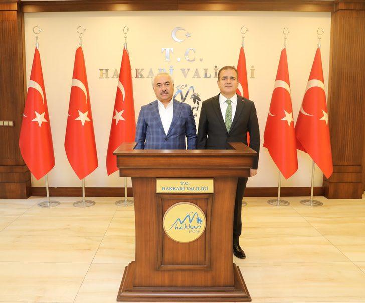 İçişleri Bakan Yardımcısı Ersoy, Hakkari Valisi Akbıyık'ı ziyaret etti G3