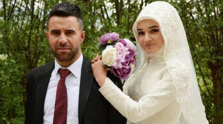 Bir aylık eşi uykusunda öldürdü