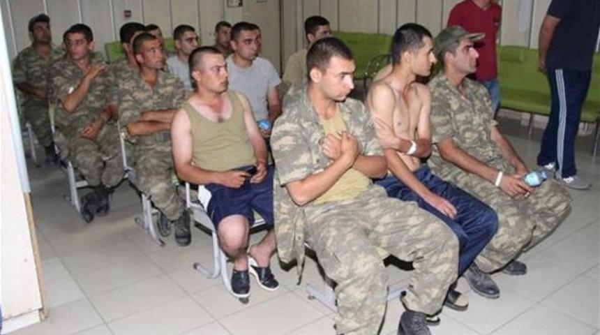 Manisa'da gıda zehirlenmesi geçiren 731 asker için Vali'den açıklama