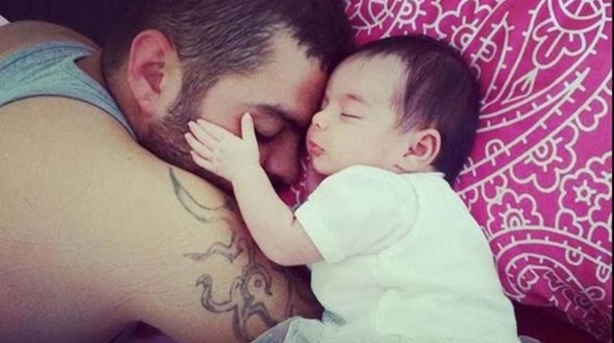 İki otomobil &ccedil;arpıştı: 1'i bebek 2 kişi &ouml;ld&uuml;