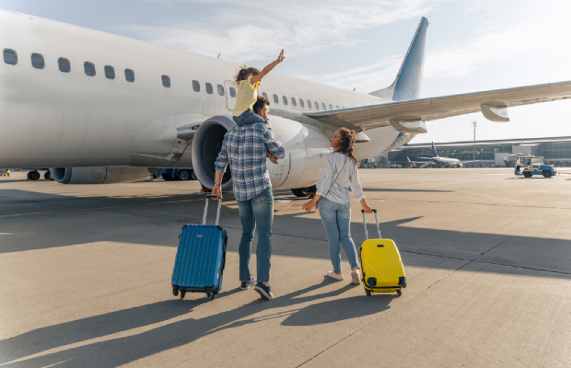 Sık sık kısa süreli seyahat edenler için hem şık hem kullanışlı kabin boy valiz önerileri