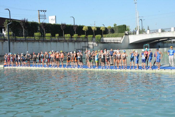 Oral B Balıkesir Avlu Triatlonu başladı G1