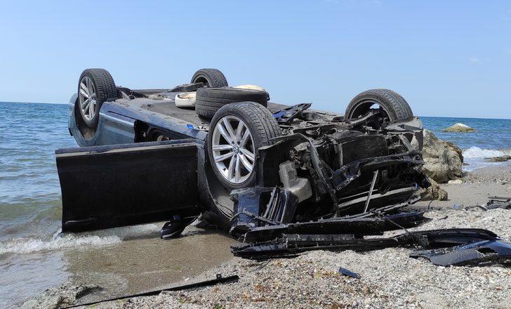 Beylikdüzü'nde bir kişi haciz gelen otomobilini uçurumdan attı G3