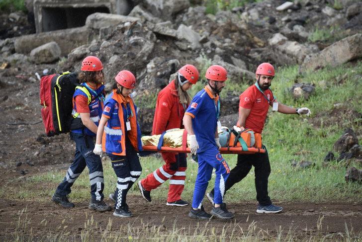 Kars'ta 6 ilden UMKE ekibin katılımıyla deprem tatbikatı yapıldı G2
