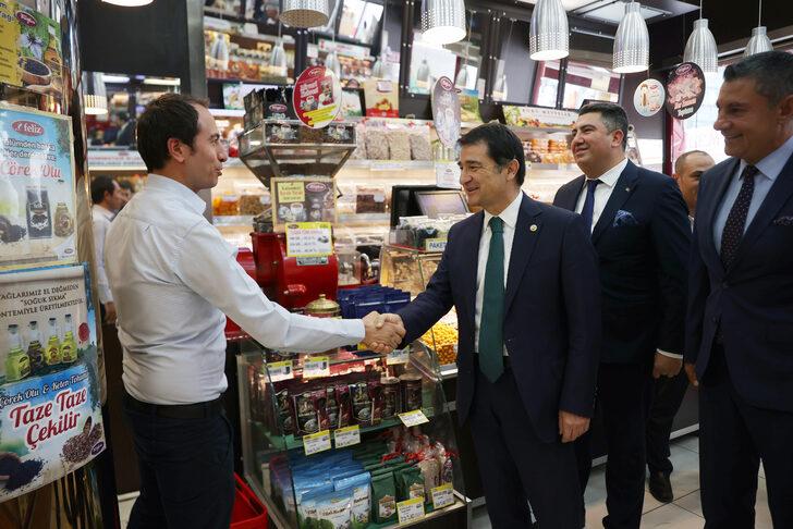MHP Genel Başkan Yardımcısı Aksu, esnaf ve ev ziyaretlerinde bulundu G3