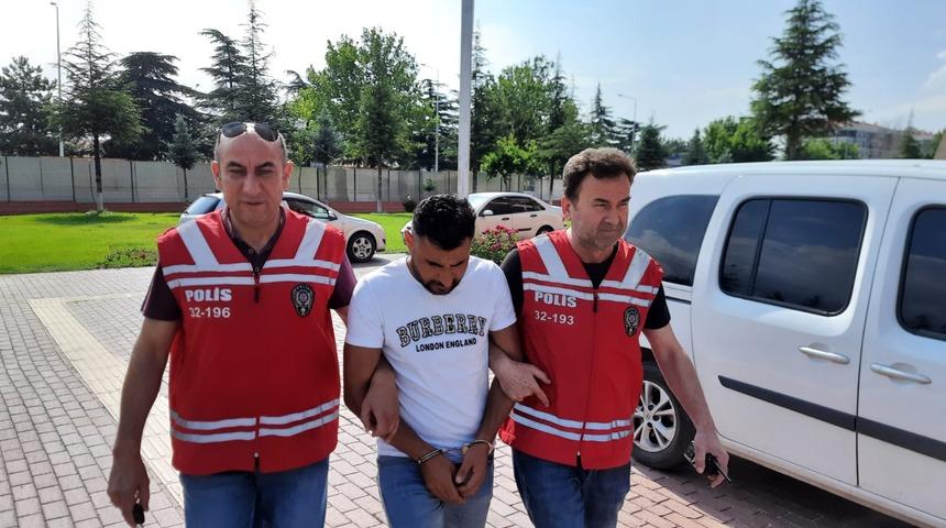 Isparta'da telefonla dolandırıcılık şüphelisi tutuklandı