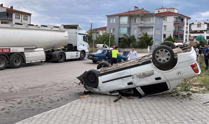 Kırıkkale'de iki otomobilin çarpıştığı kazada biri ağır 4 kişi yaralandı G5