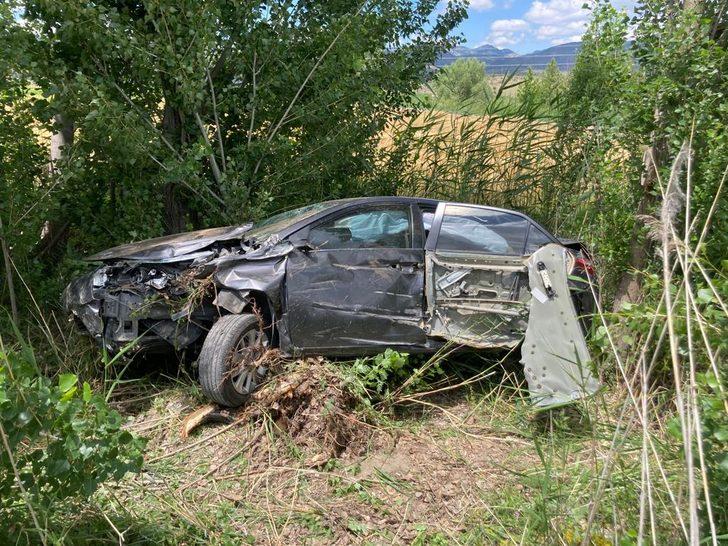 Konya'da Ahırlı Kaymakamı ile Yalıhüyük Kaymakam Vekili trafik kazasında yaralandı G1
