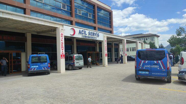 Konya'da Ahırlı Kaymakamı ile Yalıhüyük Kaymakam Vekili trafik kazasında yaralandı G2