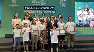 İBB Teknoloji Atölyeleri ilk mezunlarını verdi