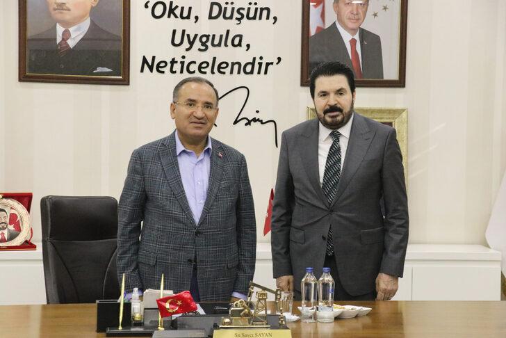 Bakan Bozdağ, Ağrı'da valilik, belediye ve baroyu ziyaret etti G5