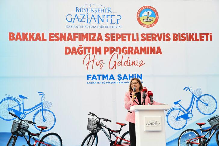 Gaziantep'te 2 bin bakkala sepetli bisiklet dağıtıldı G4