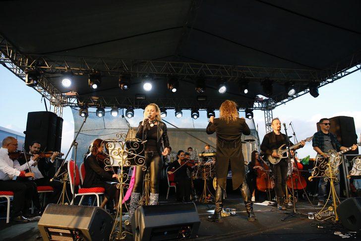 Eskişehir'deki THK Havacılık Festivali'nde senforock konseri verildi G2