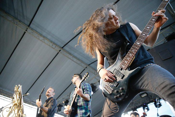 Eskişehir'deki THK Havacılık Festivali'nde senforock konseri verildi G4