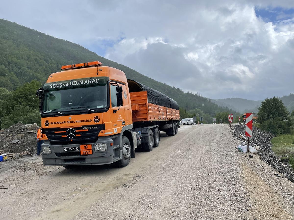 G&Uuml;NCELLEME - Cide ve Şenpazar il&ccedil;elerini Kastamonu'ya bağlayan yol ulaşıma a&ccedil;ıldı