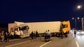 Kuzey Marmara Otoyolu'ndaki trafik kazasında iki kişi yaralandı