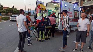 Denizli'de trafik kazasında 7 kişi yaralandı, 1 çocuk öldü