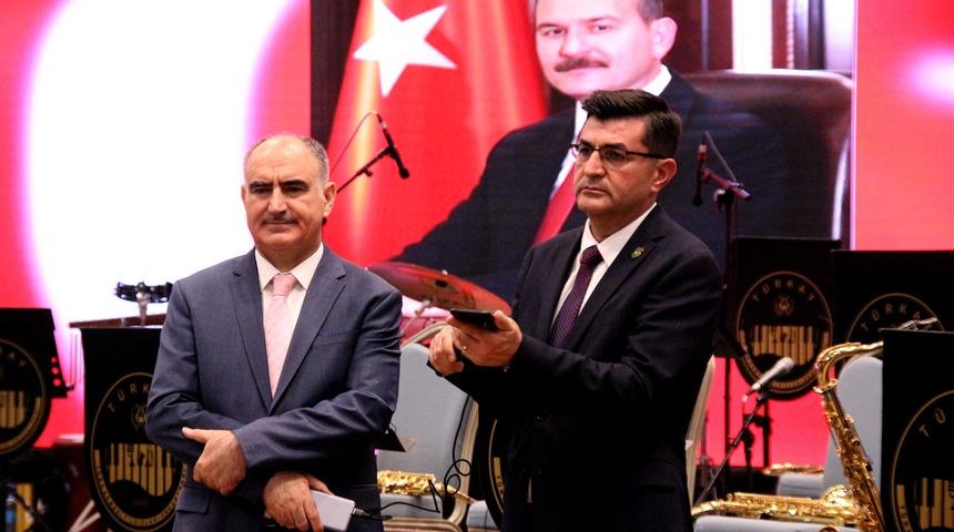 İçişleri Bakanı Soylu, Türk İslam Dünyası 1. Şehit-Gazi Aileleri Kurultayı'na telefonla bağlandı: