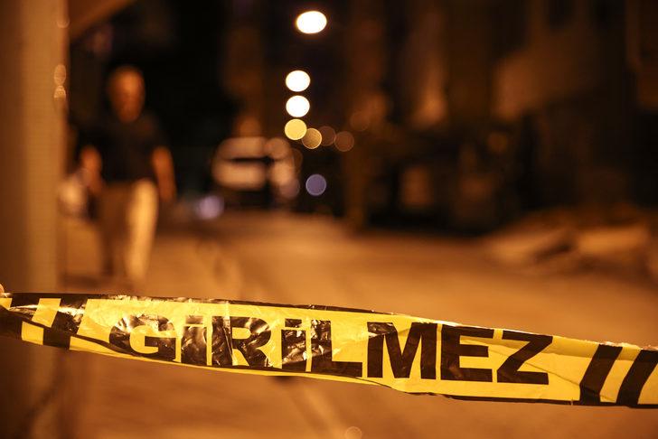 Bağcılar’da ilaçlama yapılan binadaki 16 kişi hastaneye kaldırıldı G5