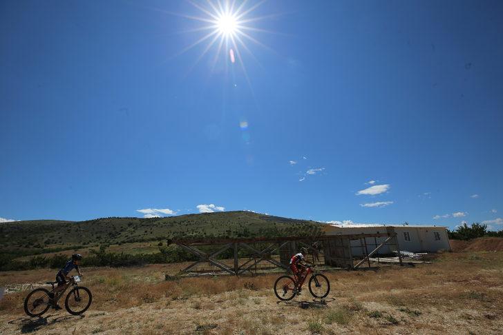 "Uluslararası Levent Vadisi Dağ Bisiklet Yarışı" Malatya'da başladı G3