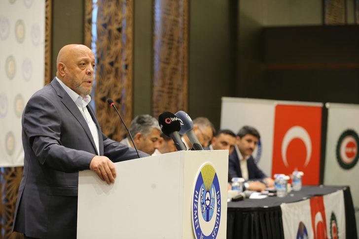 Hak-İş Genel Başkanı Arslan, Hizmet-İş İstanbul 3 No'lu İETT Şube Başkanlığının genel kurulunda konuştu: G2