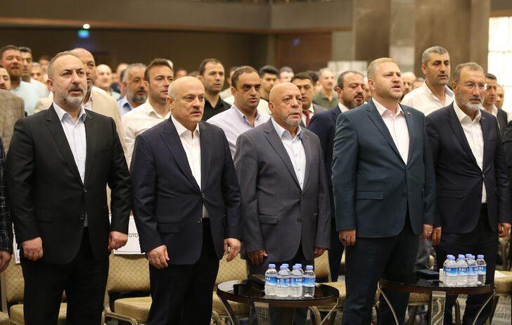 Hak-İş Genel Başkanı Arslan, Hizmet-İş İstanbul 3 No'lu İETT Şube Başkanlığının genel kurulunda konuştu: G4