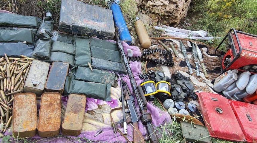 MSB açıkladı! Pençe-Kilit Operasyonu'nda çok sayıda silah ve mühimmat ele geçirildi