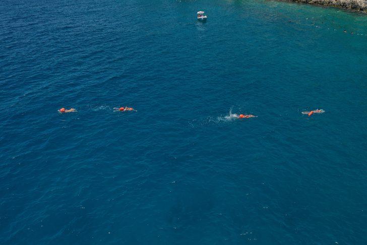 Uluslararası Meis-Kaş Yüzme Yarışı yapıldı G2