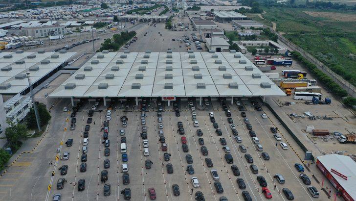 Yıllık izinlerini Türkiye'de geçirecek gurbetçilerin sınır kapılarından girişleri arttı G2