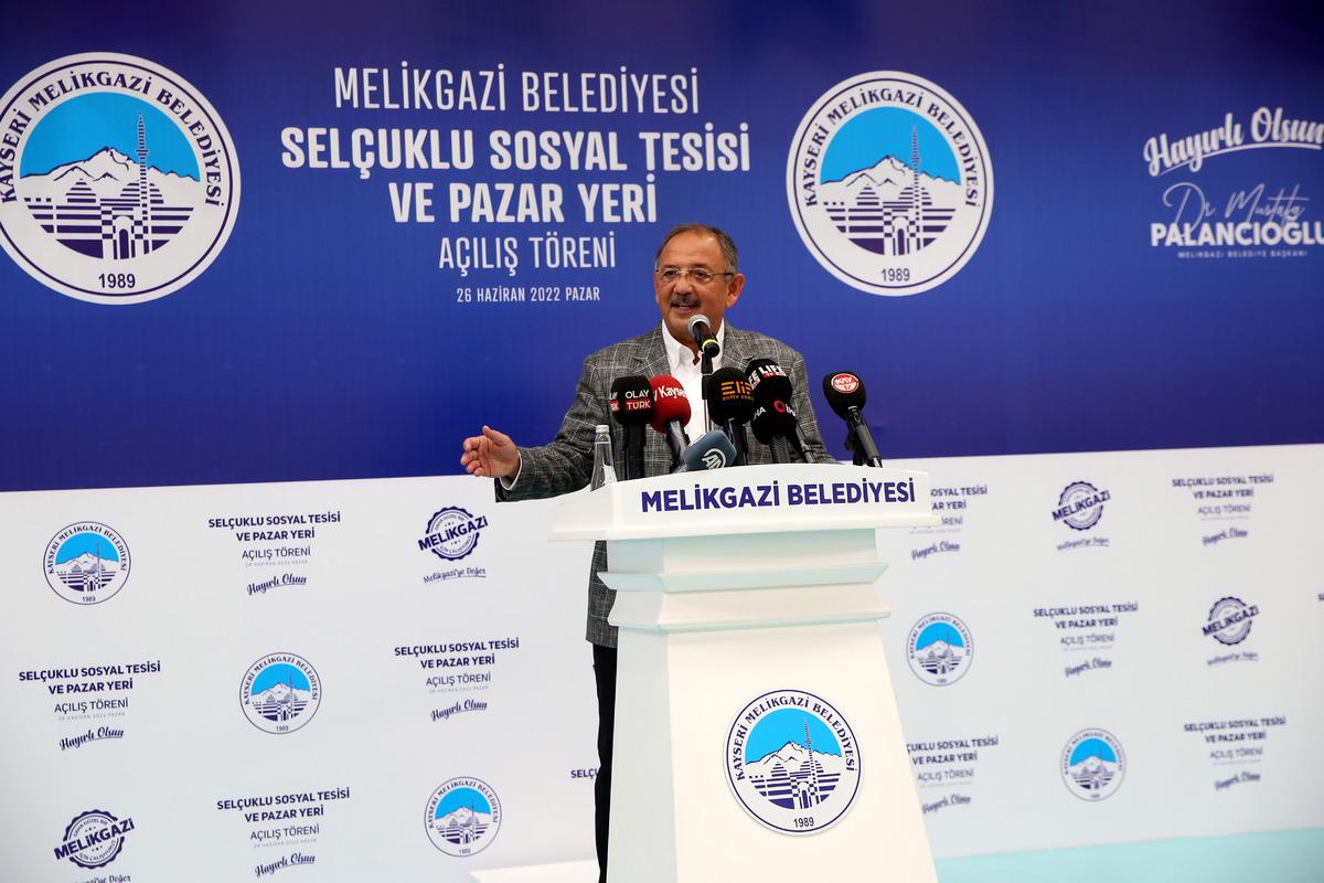 AK Parti Genel Başkan Yardımcısı &Ouml;zhaseki, CHP'li belediyeleri eleştirdi: